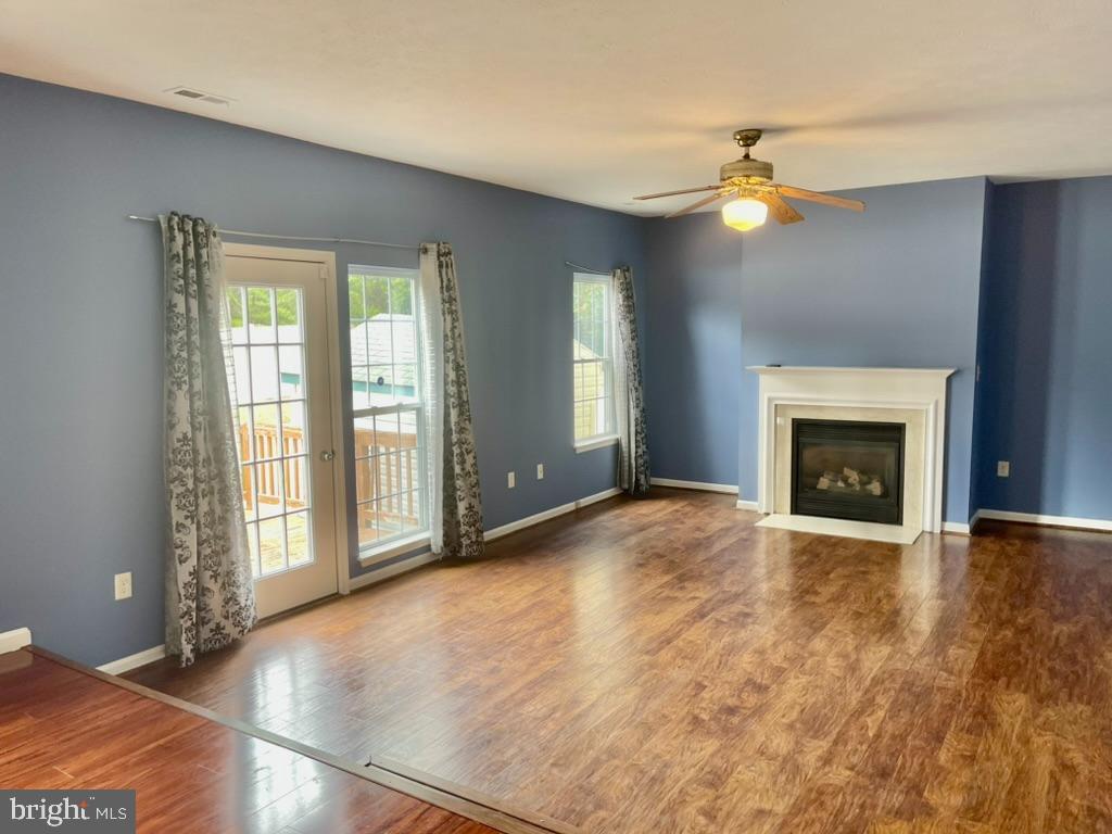 Photo 10 of 27 of 20889 Ark Ct house