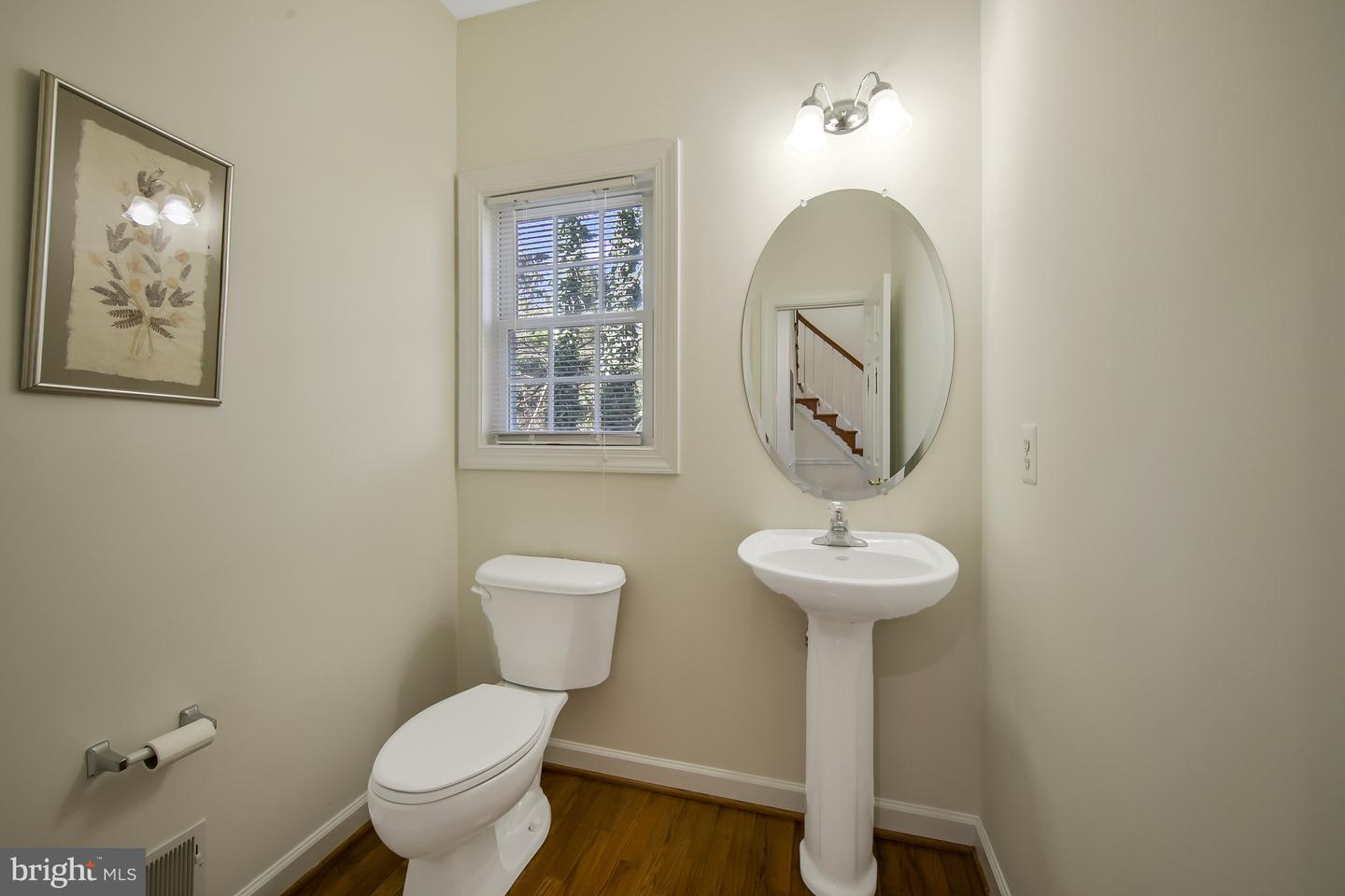 Photo 18 of 53 of 4502 Carrico Dr house