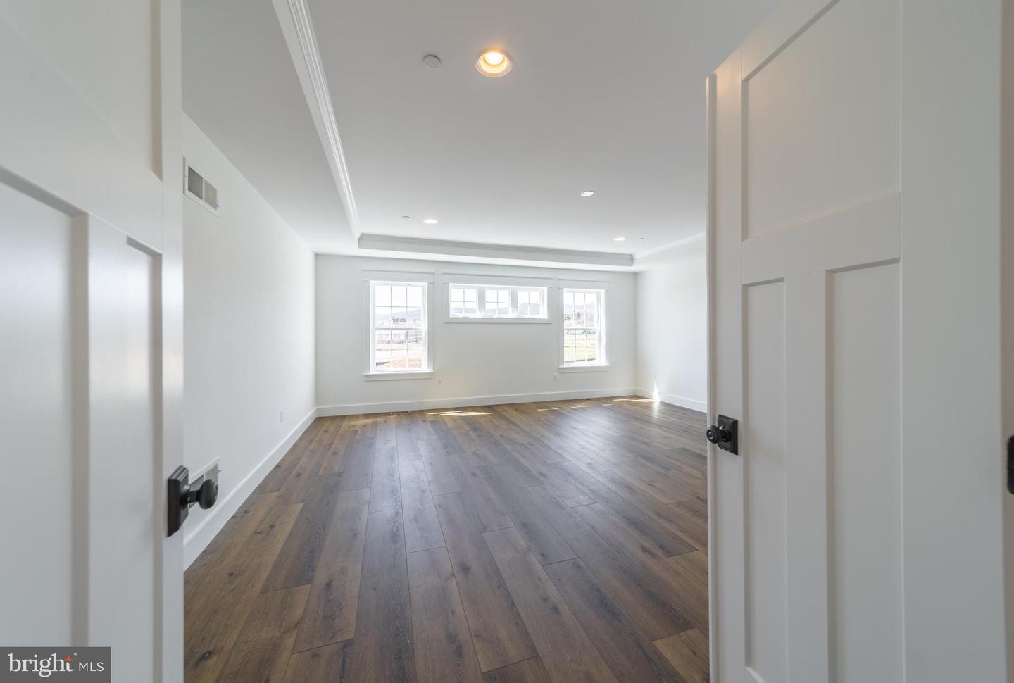 Photo 12 of 23 of 5200 Mountainview Dr #Nottingham house