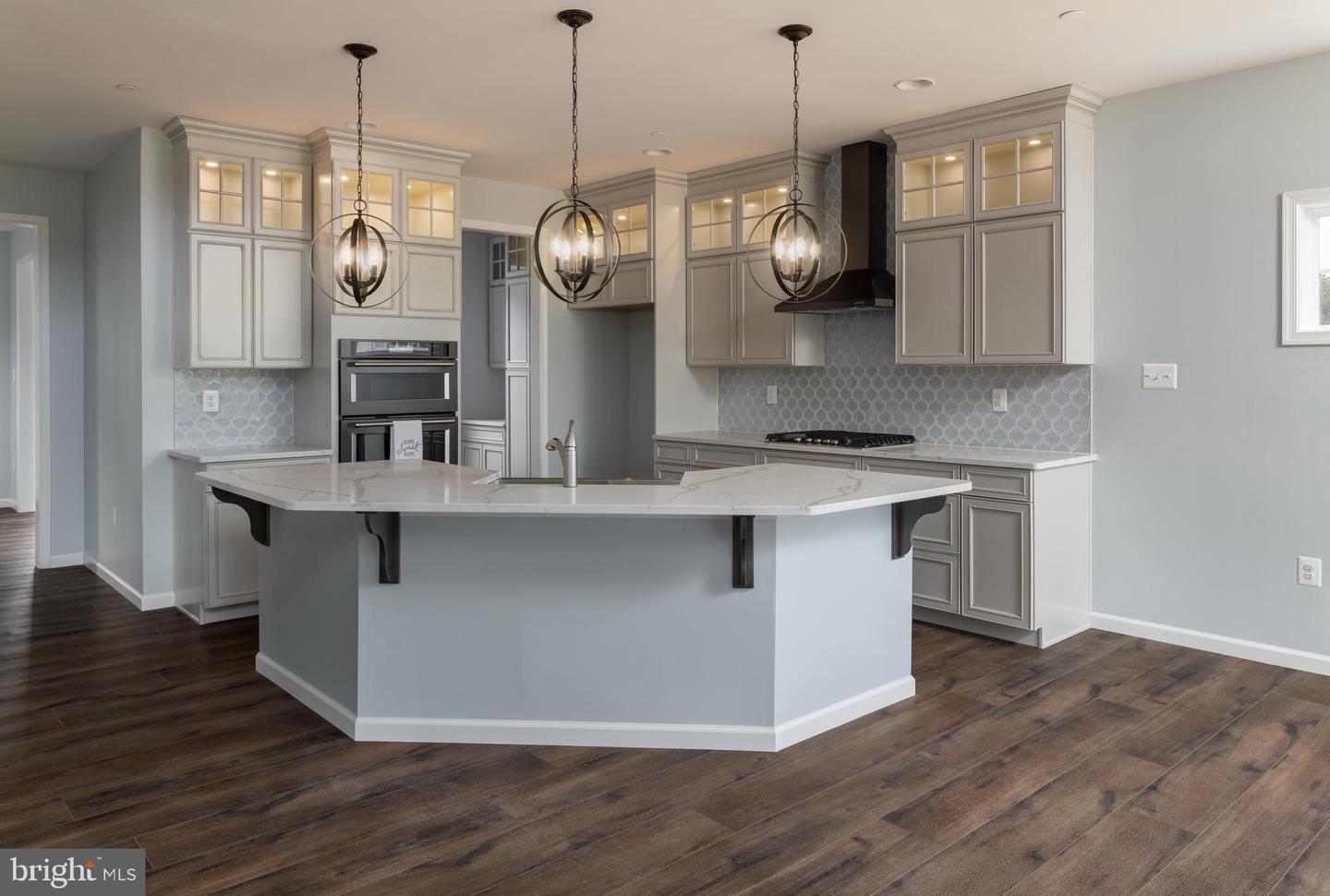 Photo 6 of 23 of 5200 Mountainview Dr #Nottingham house