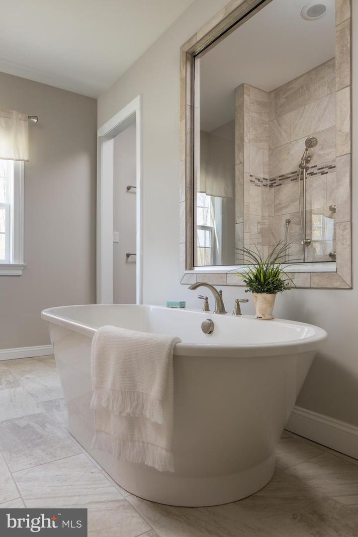 Photo 15 of 23 of 5200 Mountainview Dr #Nottingham house
