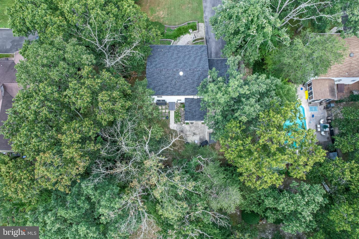Photo 58 of 68 of 1211 Forest Dr house