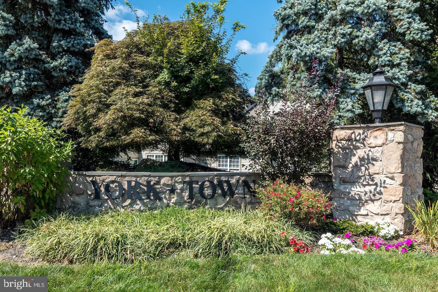 Photo 122 of 122 of 1520 Springfield Ct #29 townhome