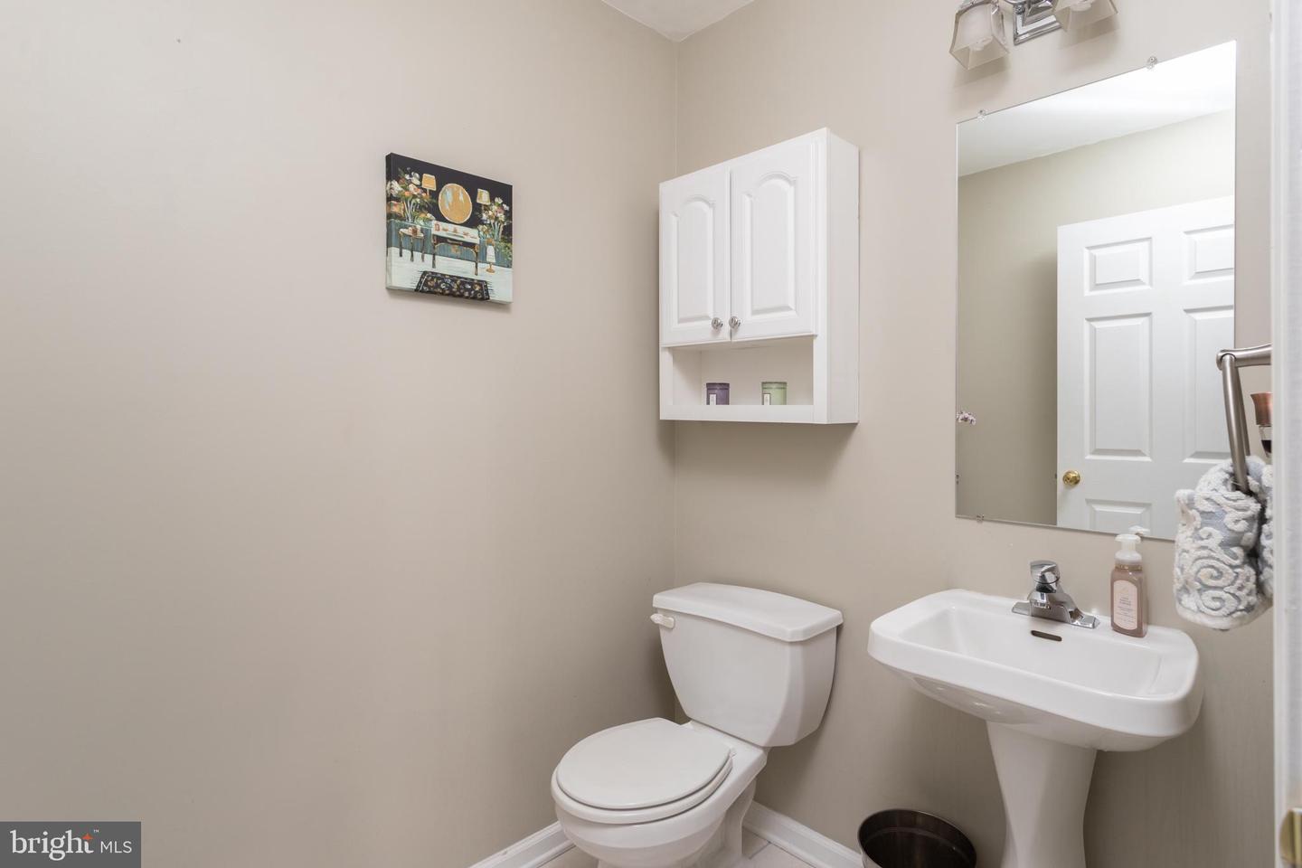 Photo 21 of 29 of 2606 Metedeconk Ct townhome
