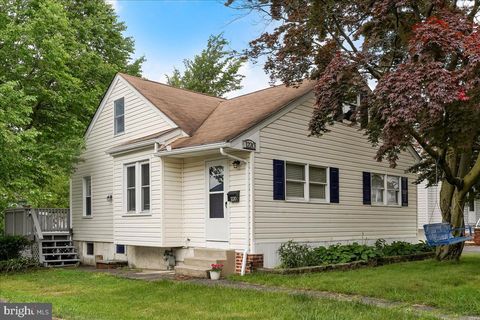 Single Family Residence in Abington PA 1220 Mildred AVENUE.jpg