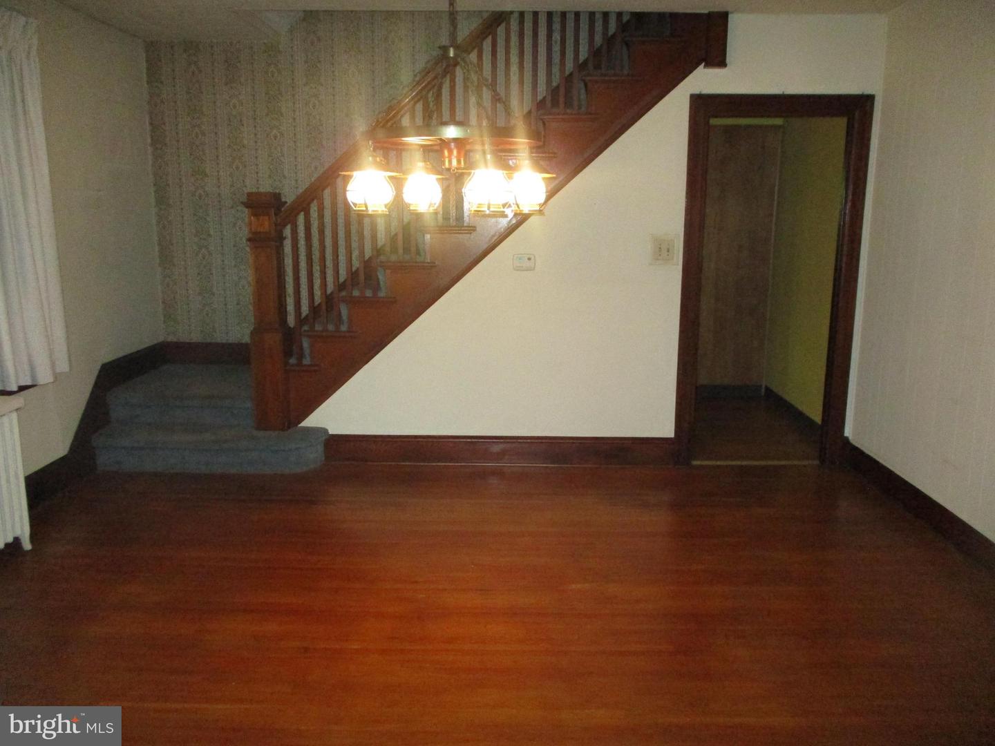 Photo 3 of 13 of 2638-A Perkiomen Ave townhome