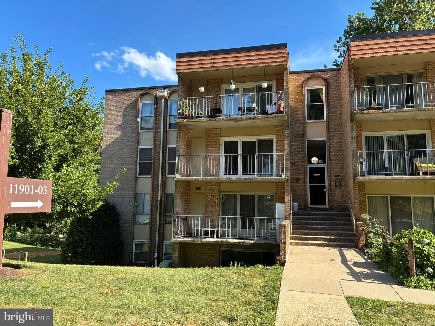 11903 Parklawn Drive Unit 102