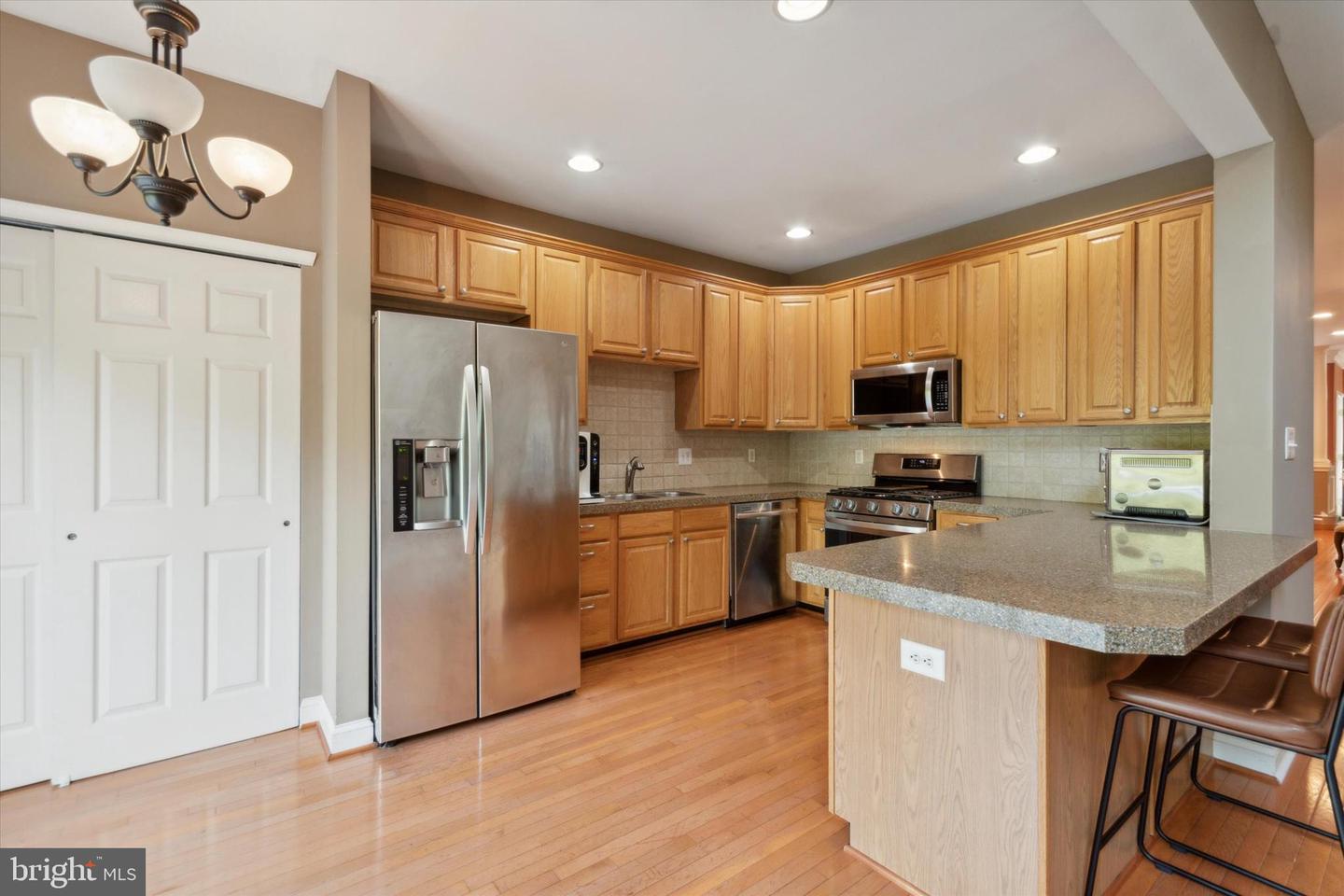 Photo 7 of 25 of 154 Portsmouth Cir townhome