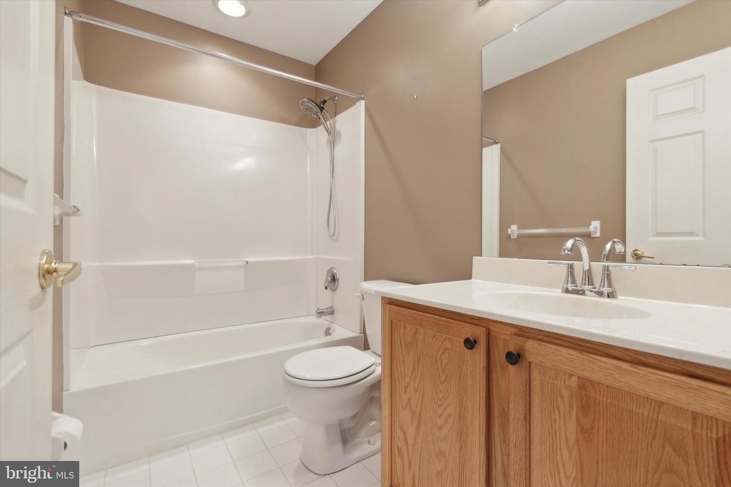 Photo 18 of 25 of 154 Portsmouth Cir townhome