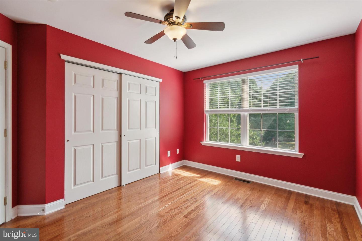 Photo 17 of 25 of 154 Portsmouth Cir townhome