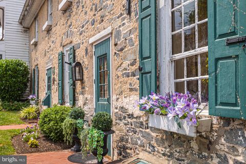 A home in New Hope