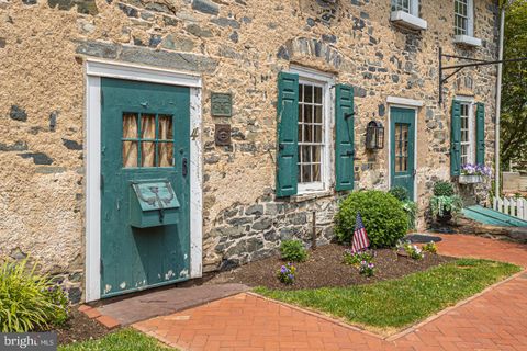 A home in New Hope