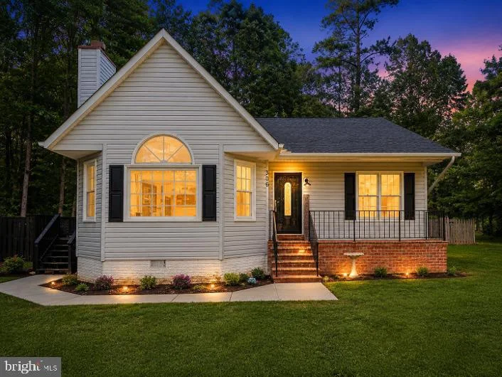 306 Crump Drive