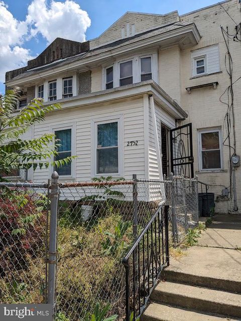 Townhouse in Camden NJ 2752 Mickle STREET.jpg