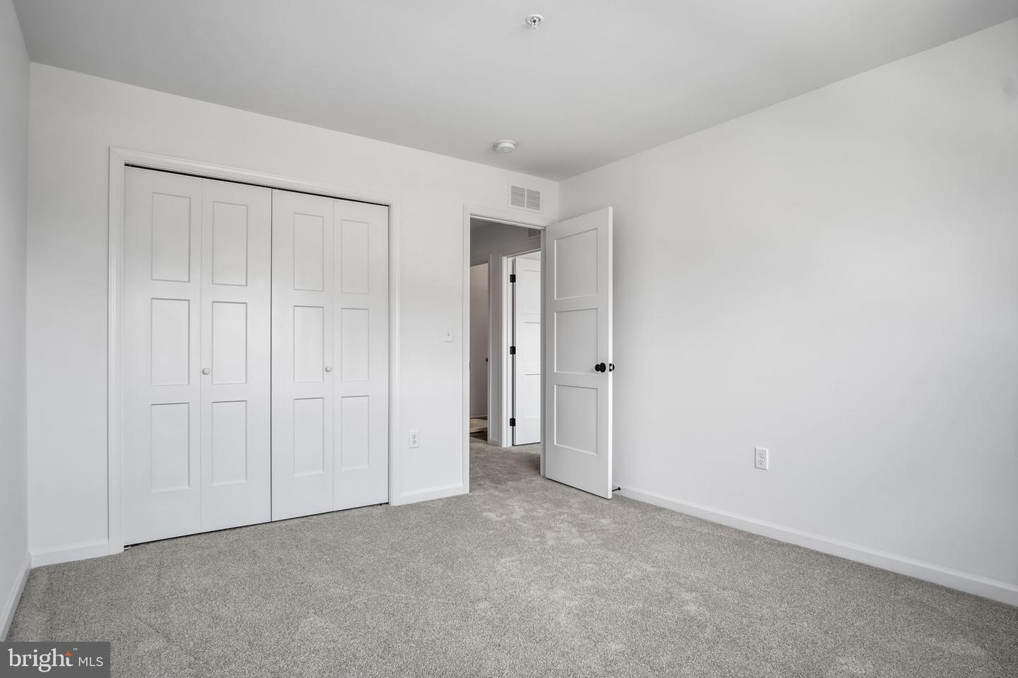 Photo 21 of 24 of 2105 S Autumn Chase Dr #002-01 townhome