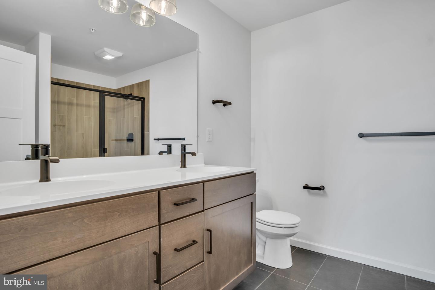 Photo 16 of 24 of 2105 S Autumn Chase Dr #002-01 townhome