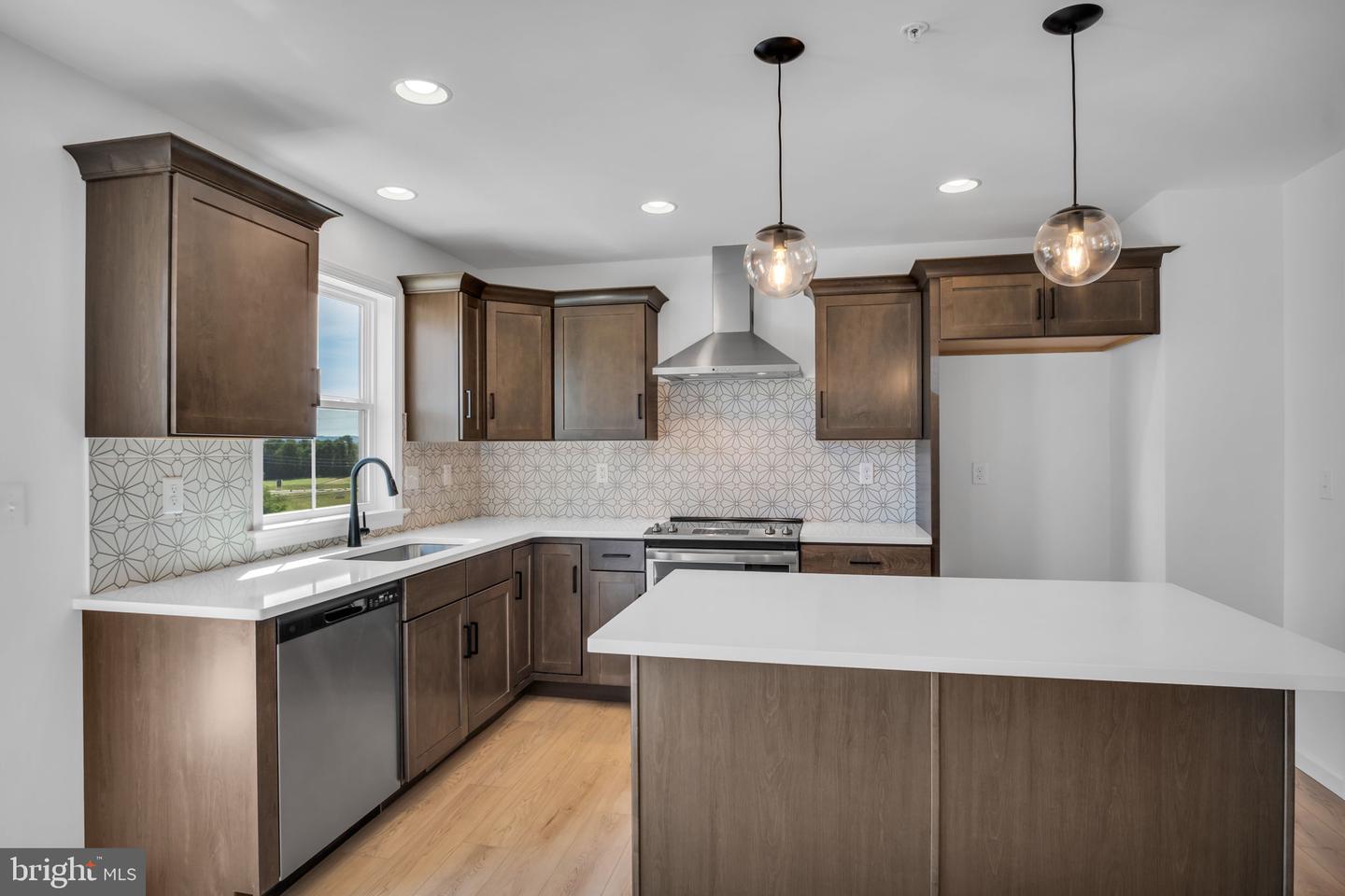 Photo 3 of 24 of 2105 S Autumn Chase Dr #002-01 townhome