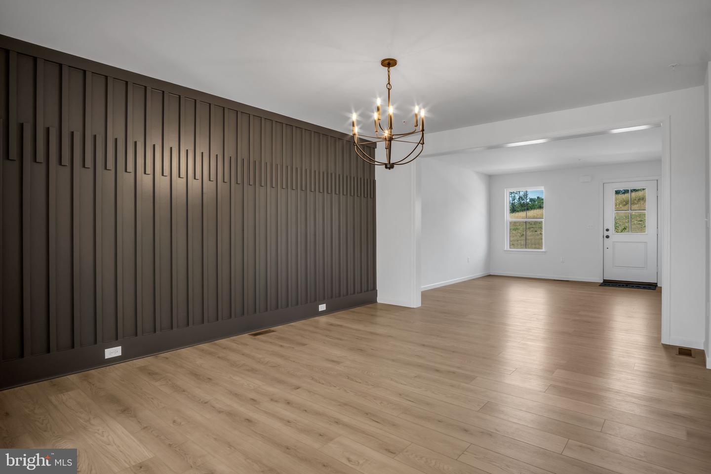 Photo 7 of 24 of 2105 S Autumn Chase Dr #002-01 townhome