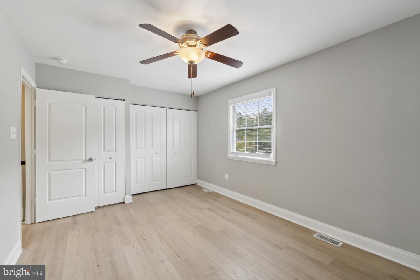 Photo 16 of 35 of 23 Mainview Ct townhome