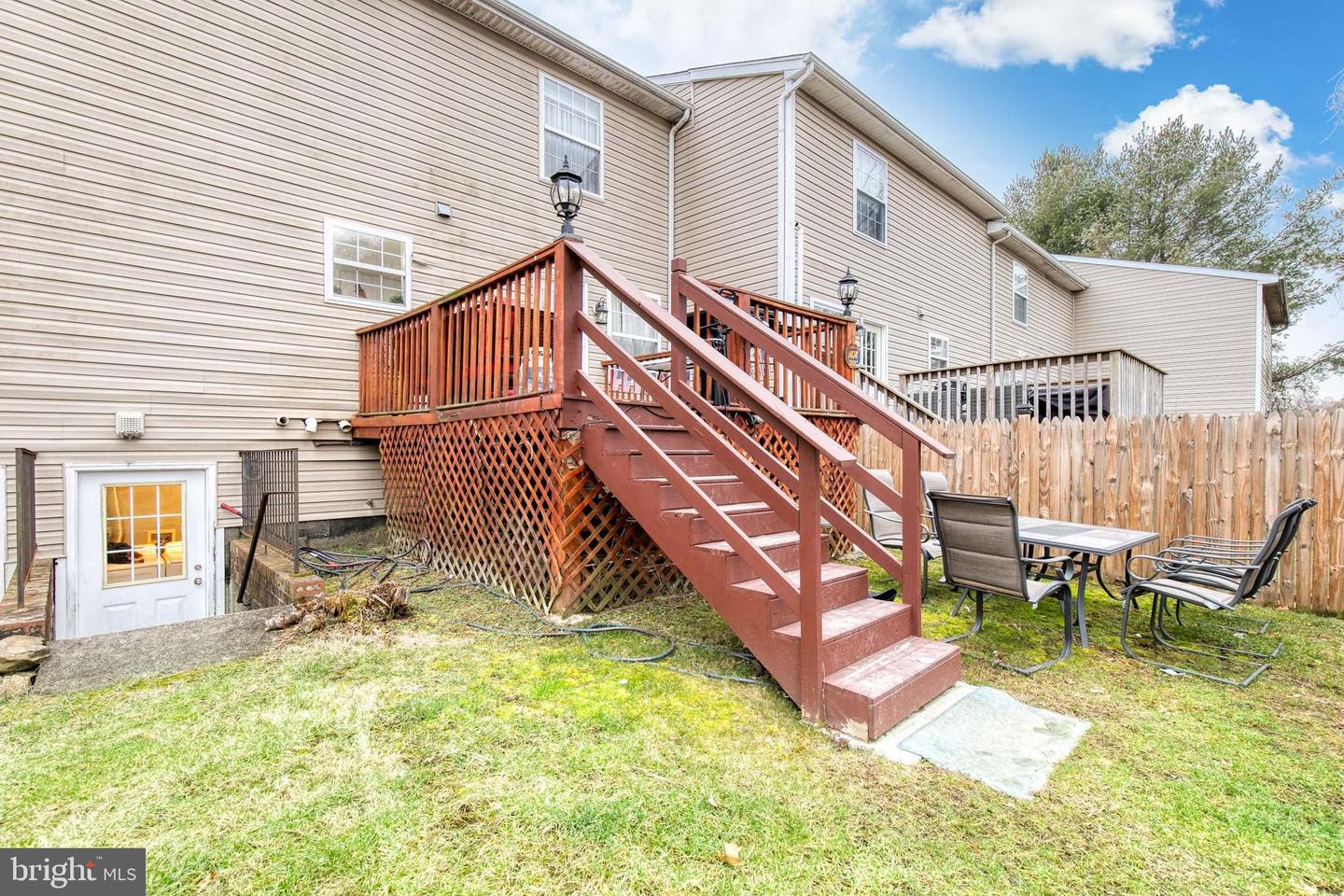 Photo 29 of 30 of 8 Rosland Ct townhome