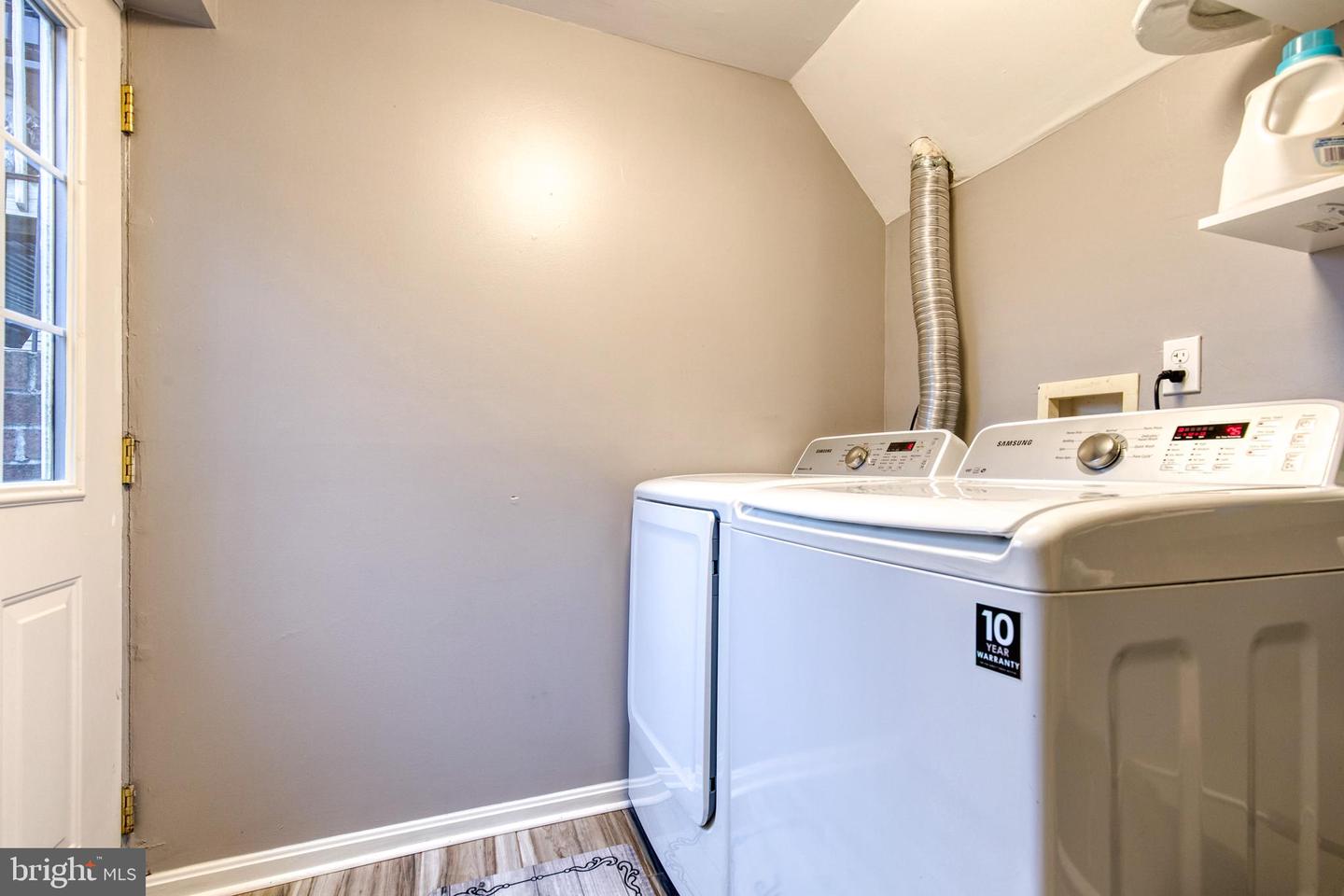 Photo 26 of 30 of 8 Rosland Ct townhome