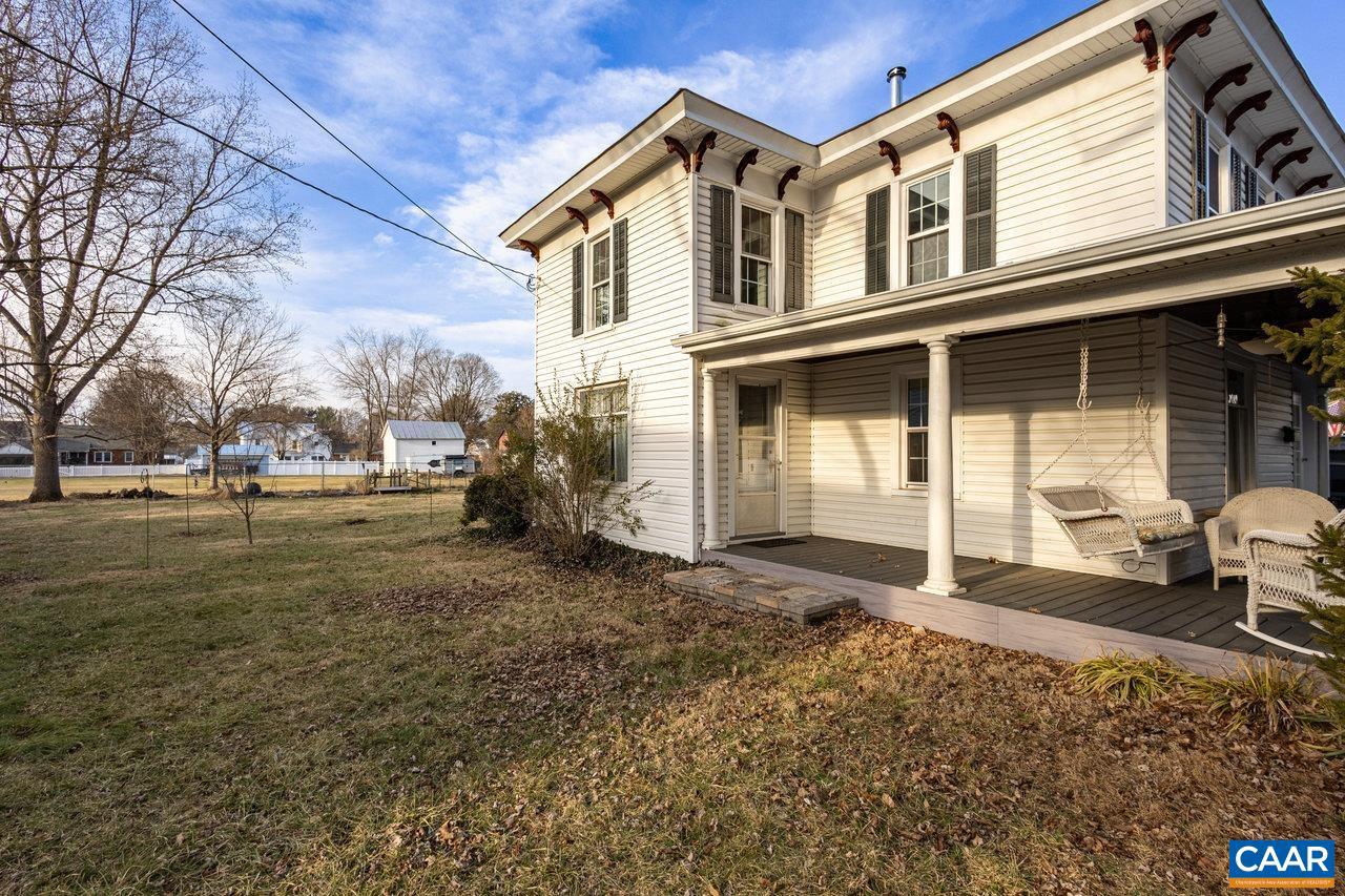 Listing image 1