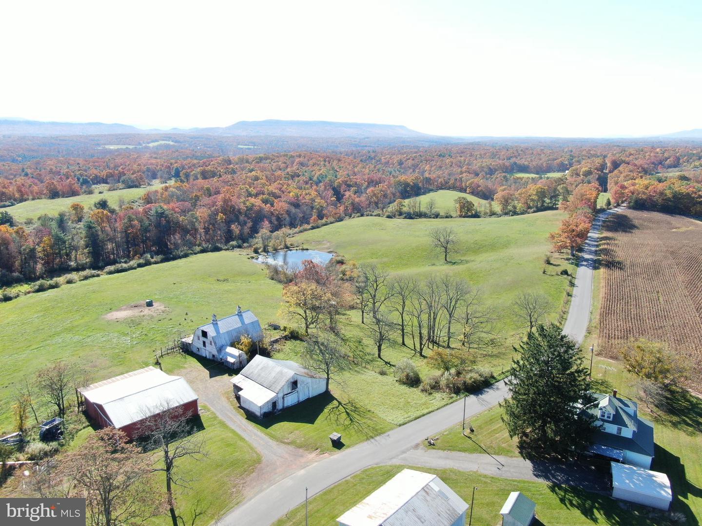 2923 Davis Lane, Hustontown, Pennsylvania image 4