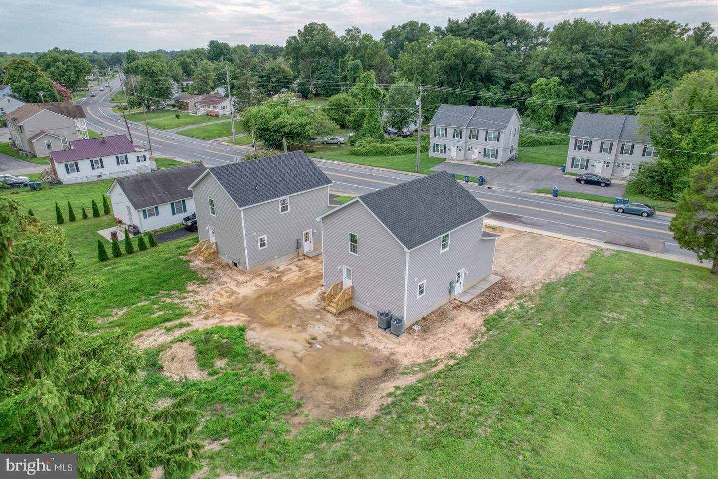 Photo 4 of 16 of 31 S Caesar Rodney Ave house