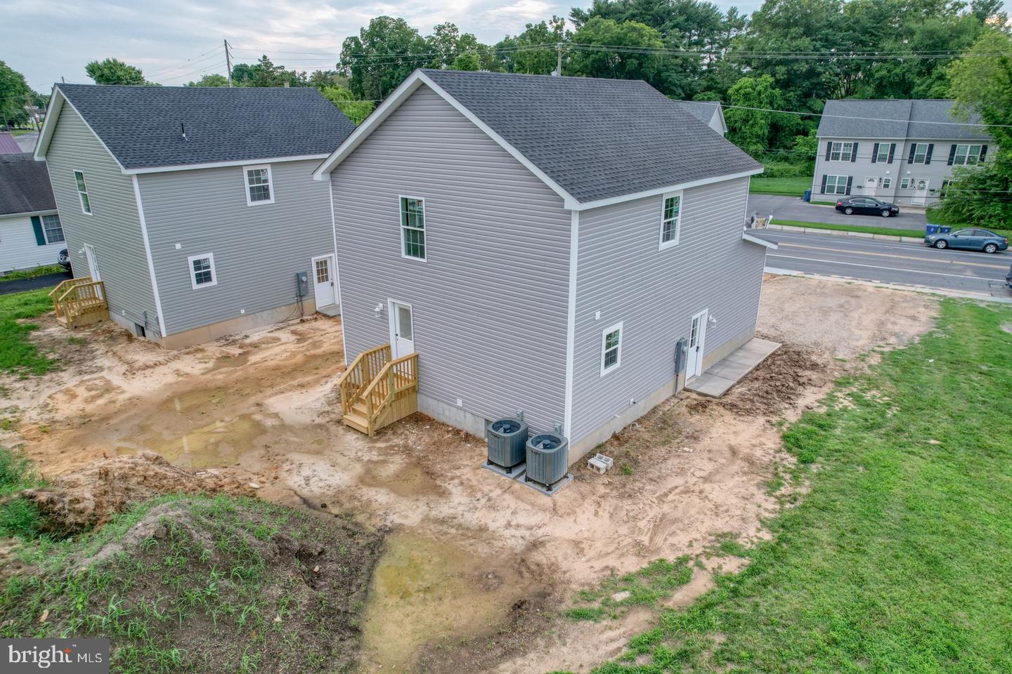 Photo 5 of 16 of 31 S Caesar Rodney Ave house