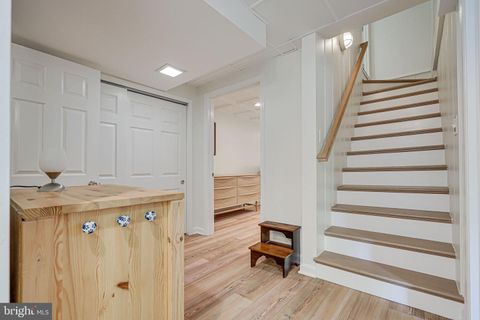 Single Family Residence in Arlington VA 2840 Lorcom LANE 36.jpg