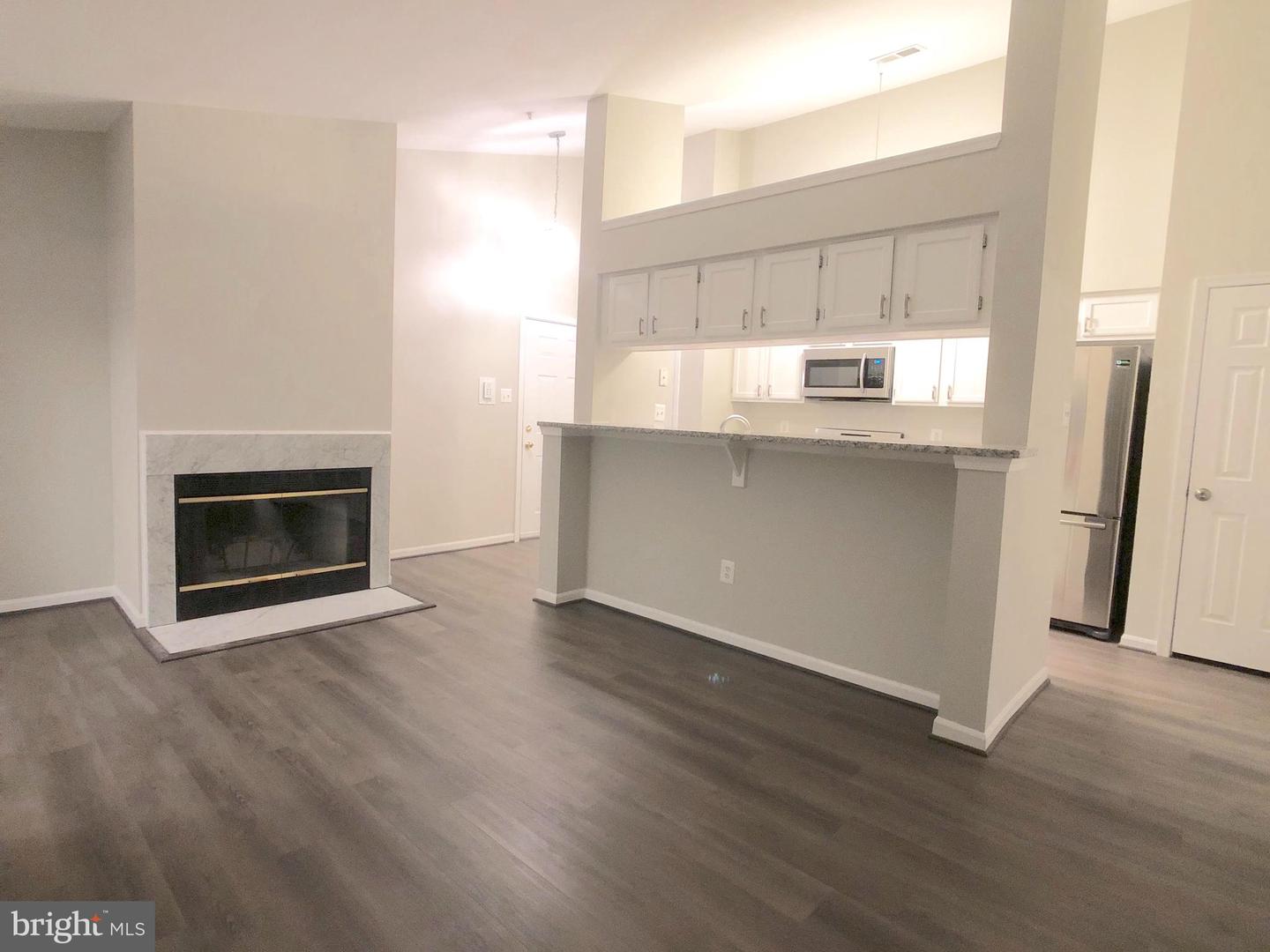 Photo 4 of 15 of 13103 BRIARCLIFF TER #1012 condo