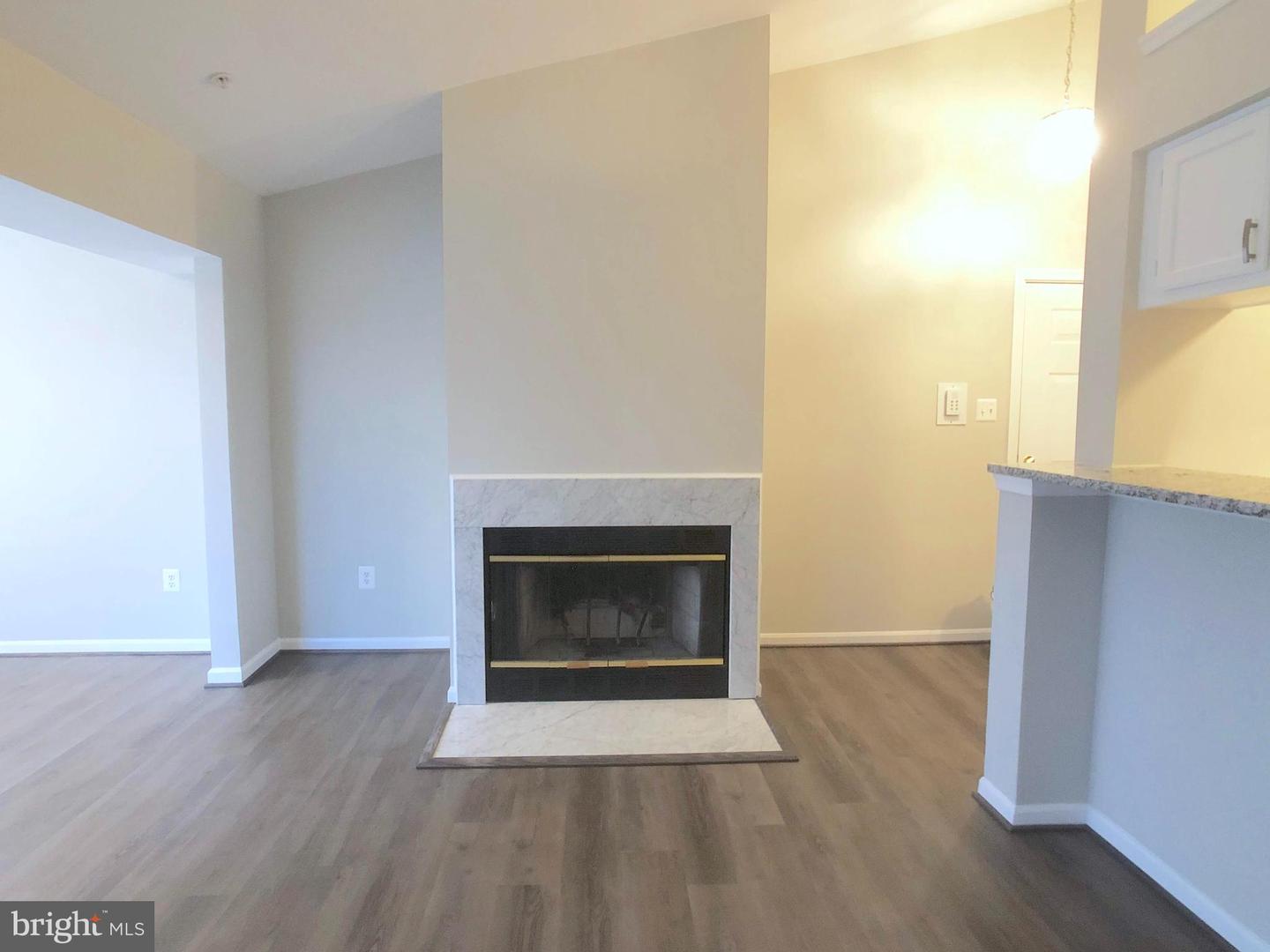 Photo 8 of 15 of 13103 BRIARCLIFF TER #1012 condo