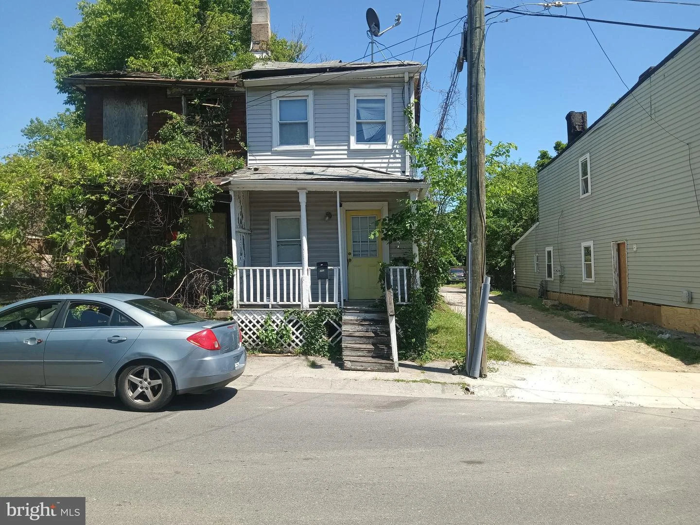 407 Font Hill Avenue