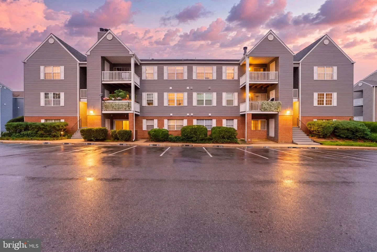 200 Grosvenor Lane Unit 82