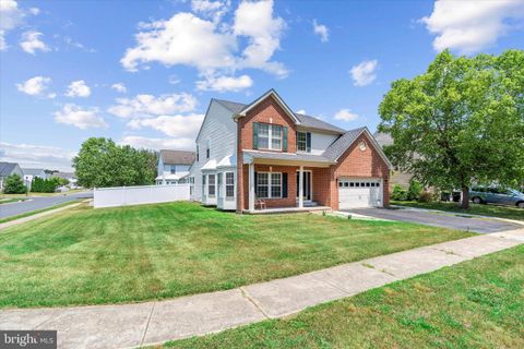 Single Family Residence in Dover DE 15 Houston STREET 5.jpg