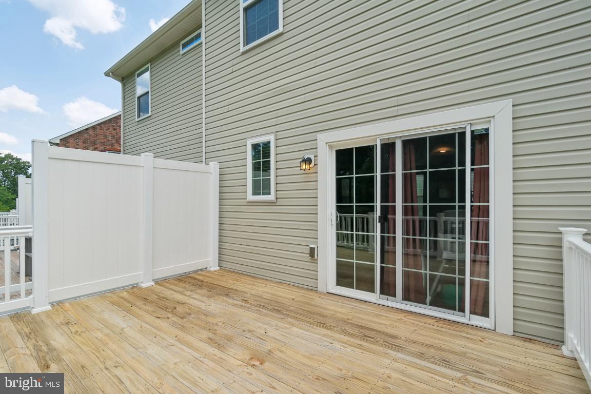 Photo 14 of 30 of 11723 Sunningdale Pl townhome