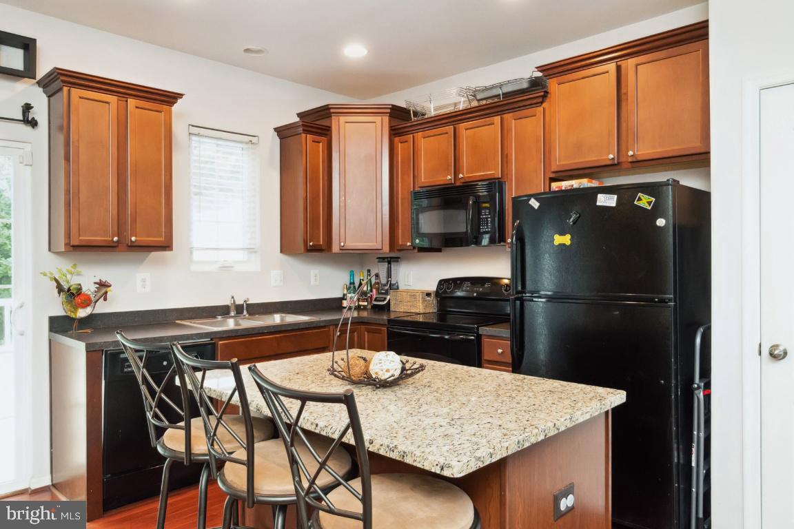 Photo 8 of 30 of 11723 Sunningdale Pl townhome