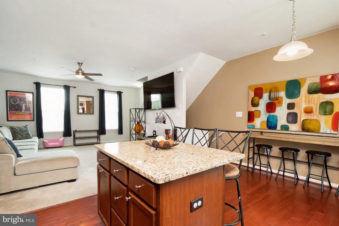 Photo 10 of 30 of 11723 Sunningdale Pl townhome