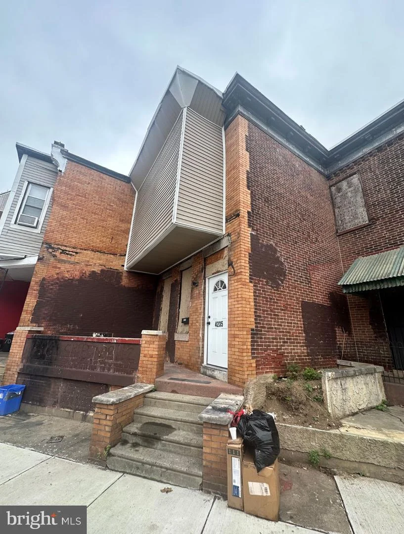 4235 N 16th Street