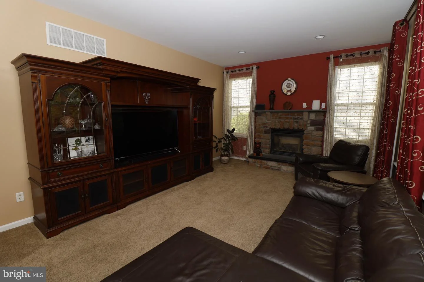 640 Yorkshire Drive, Breinigsville, PA, 18031