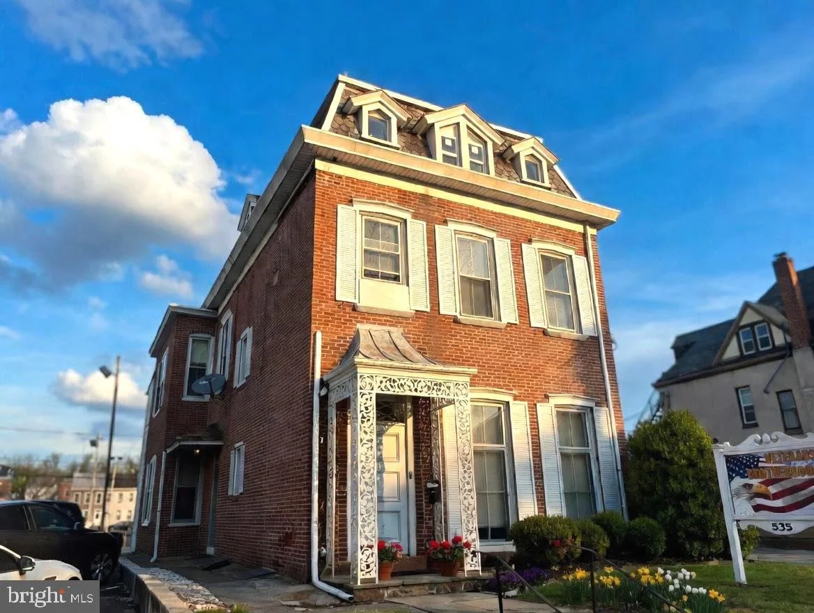 535 E High Street