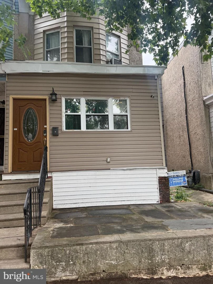 404 Colwyn Avenue