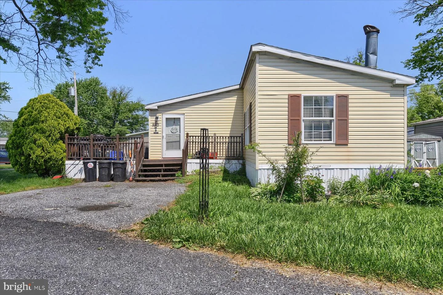 320 Caravan Court