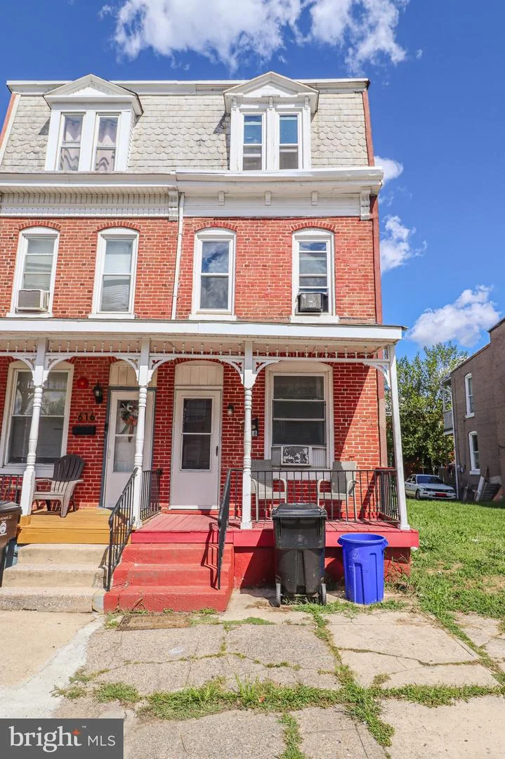 618 Radnor Street