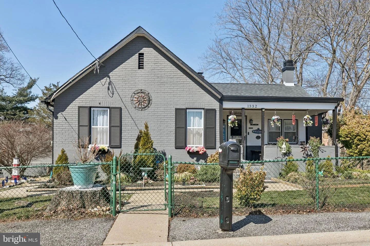 1332 Peach Street