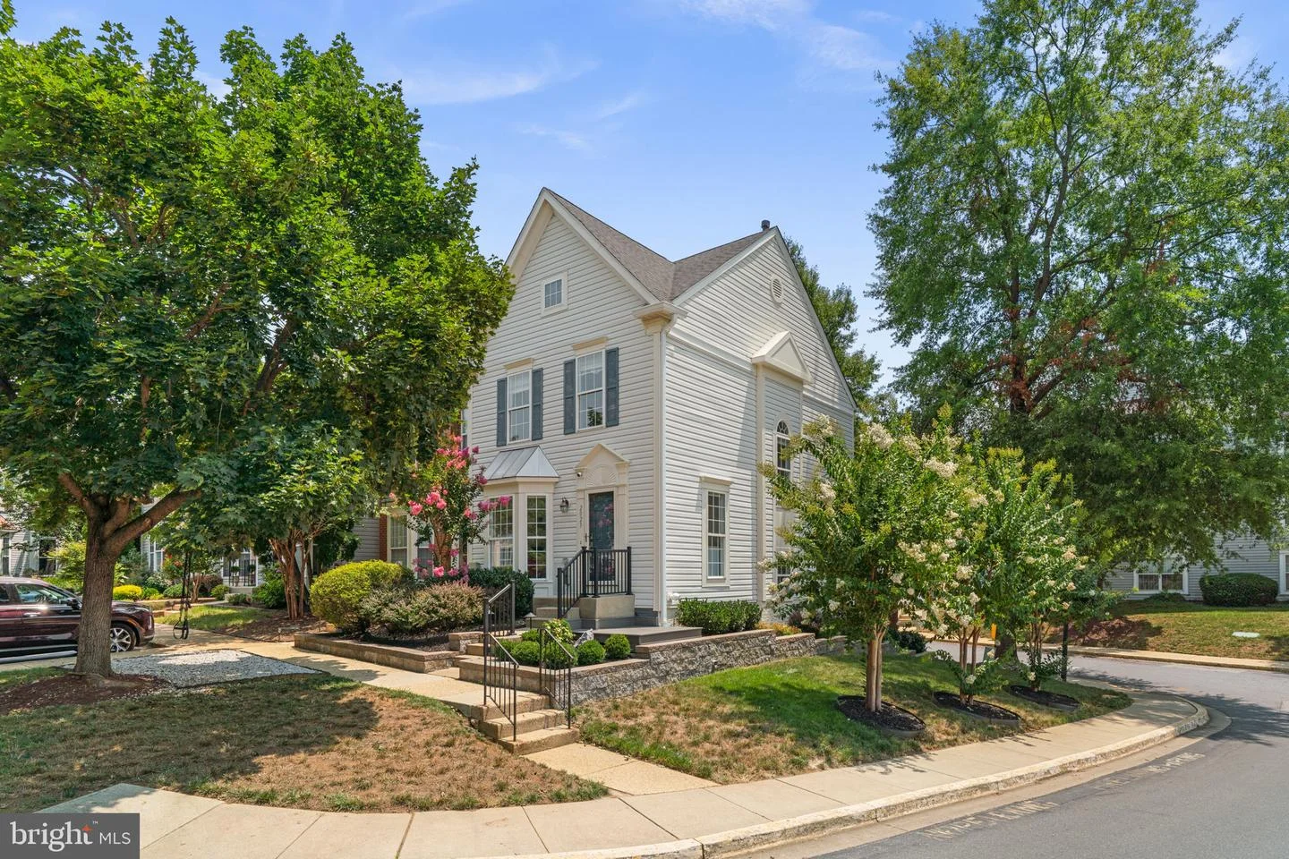 2023 Compton Court