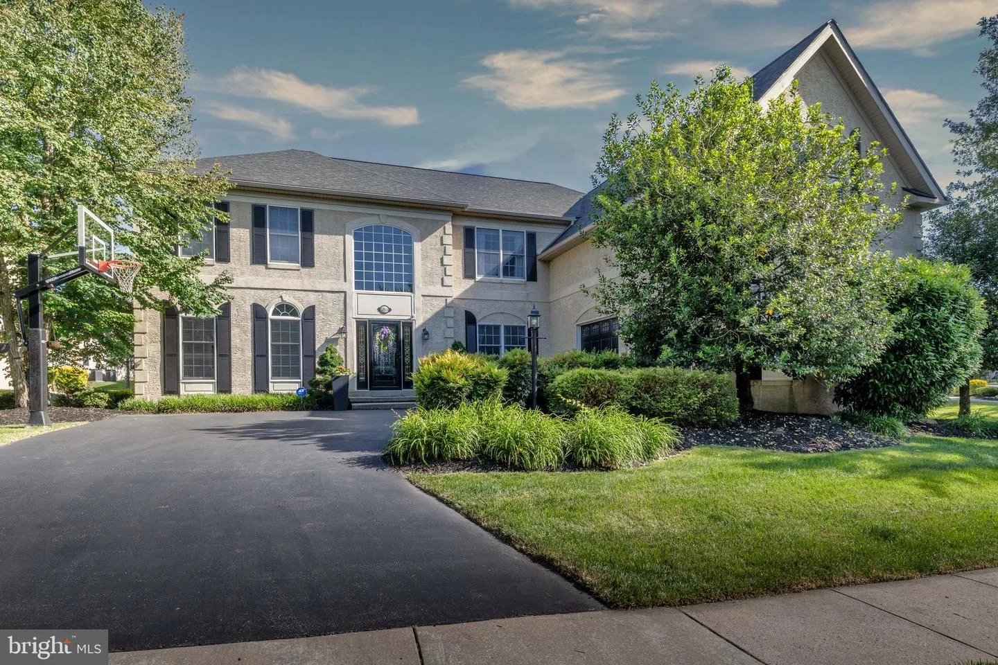263 Rivercrest Drive