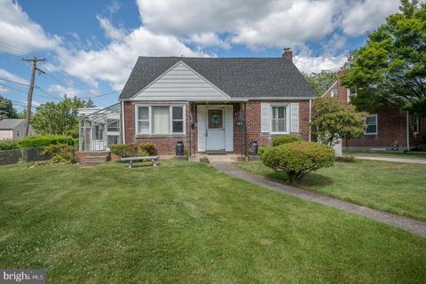 Single Family Residence in Ardmore PA 2113 Haverford ROAD.jpg