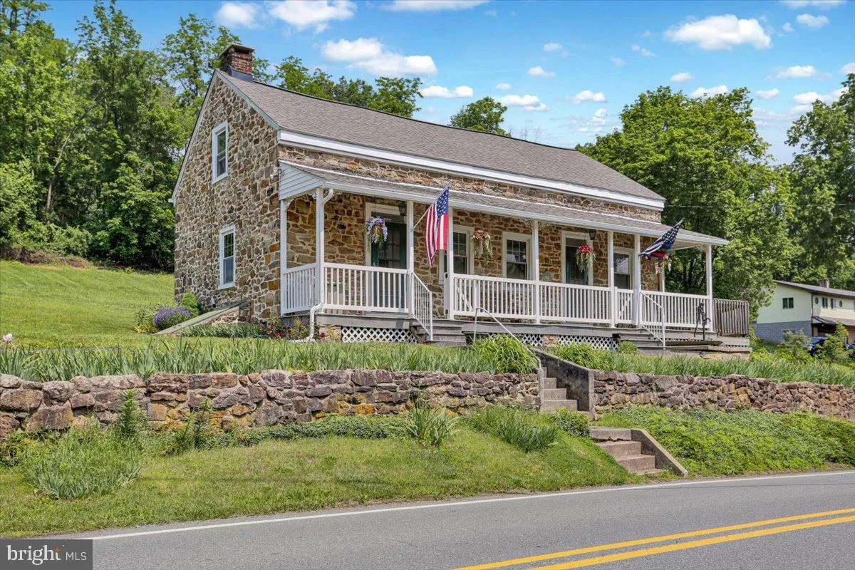 1124 Fairview Drive