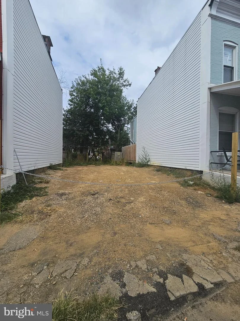 1606 Zarker Street